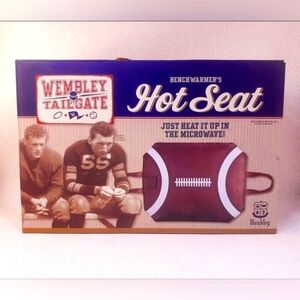 Wembley Tailgate Football Benchwarmer's Hot Seat Microwave Stay Warm 3 Hours